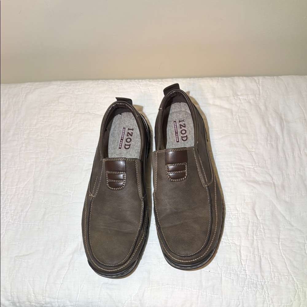 Izod Brown Loafers Comfortable Slip-Ons - Picture 2 of 7